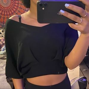 Black Off the shoulder too size small